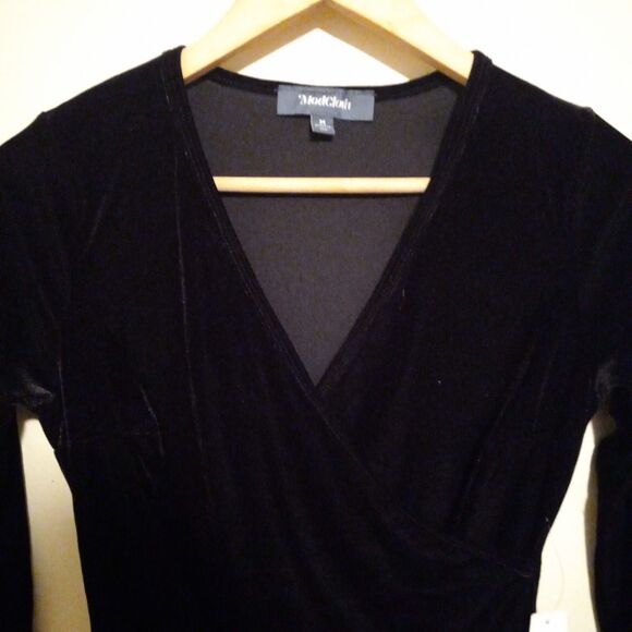 Modcloth Suits You Well Velvet Bodysuit-Medium-Faux Wrap-Adjustable Snap-NEW - Picture 3 of 9